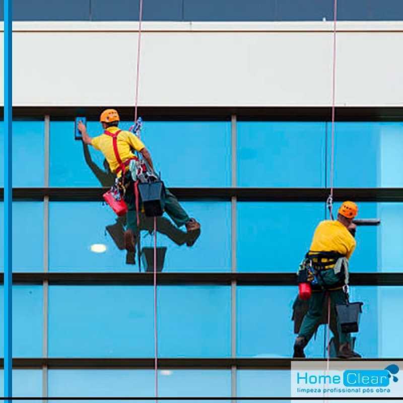 Limpeza de Fachada para Prédio Preço República - Limpeza de Fachadas de Prédios